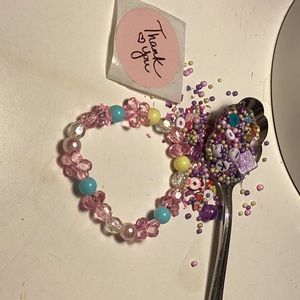 Plastic flower gem bracelet